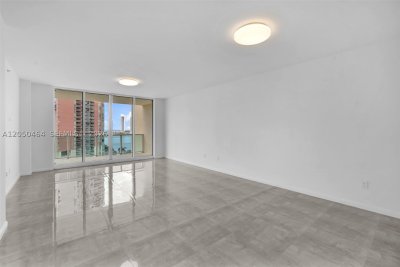 Comprar apartamento en Aventura Marina 1206