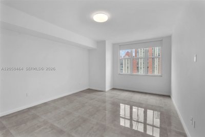 Comprar apartamento en Aventura Marina 1206