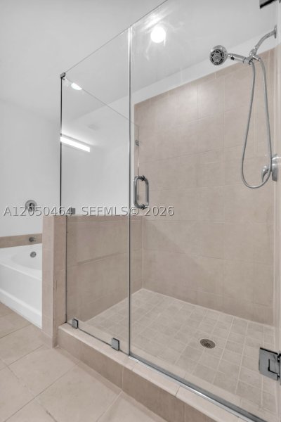 Comprar apartamento en Aventura Marina 1206