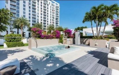 Comprar apartamento no Bay House 2202