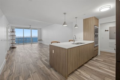 Comprar apartamento en Bay House 2202