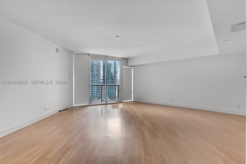 Condo for sale at Icon Brickell Tower I 2508