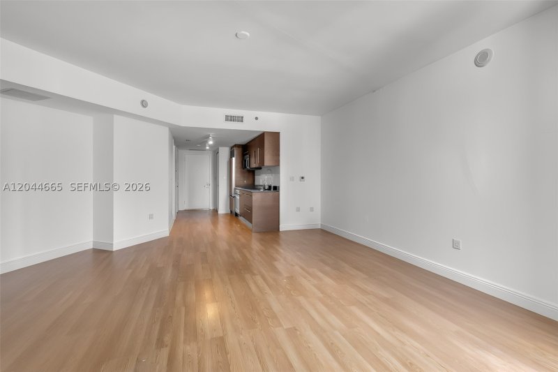 Condo for sale at Icon Brickell Tower I 2508