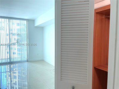 Aluguel de apartamento no Emerald Brickell 1004