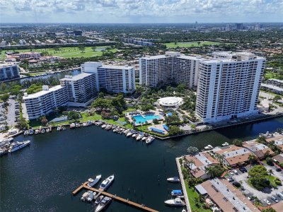 Alquiler de apartamento en Olympus Condo 1710