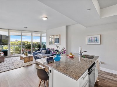 Comprar apartamento no Marina Blue 309