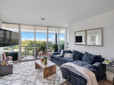 Comprar apartamento no Marina Blue 309