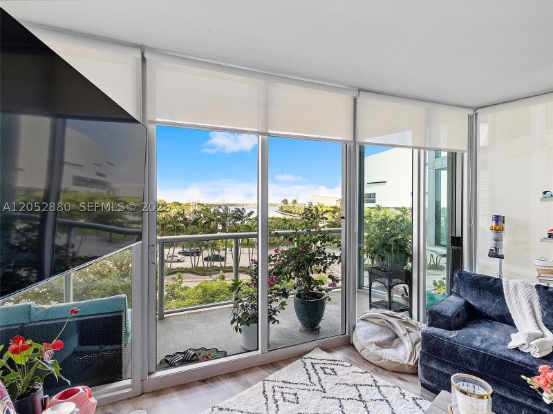 Condo for sale at Marina Blue 309
