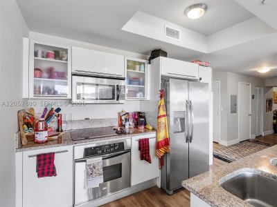 Comprar apartamento no Marina Blue 309