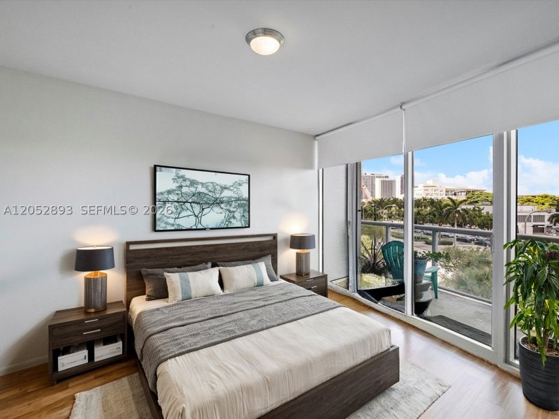Condo for sale at Marina Blue 509