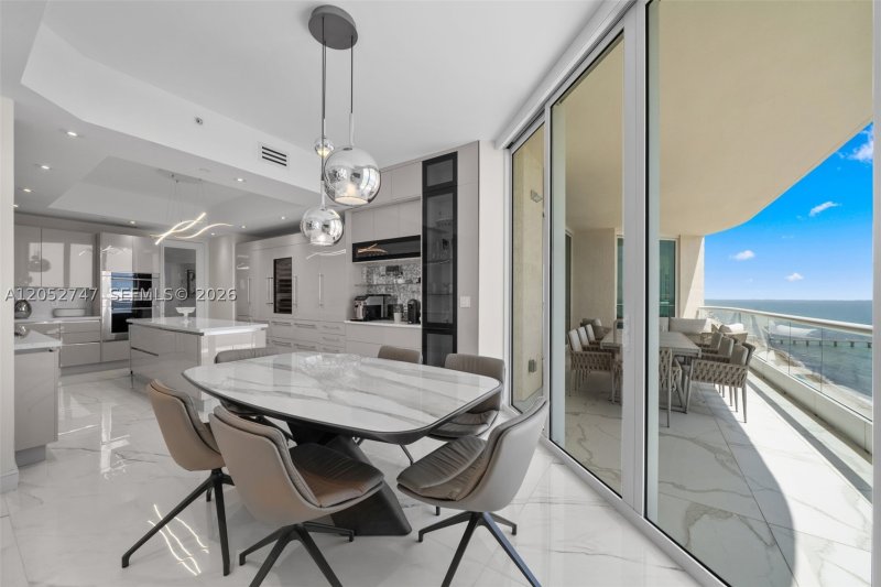 Condo for sale at Turnberry Ocean Colony 1703