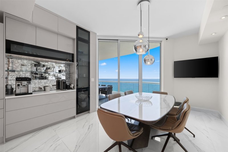 Condo for sale at Turnberry Ocean Colony 1703