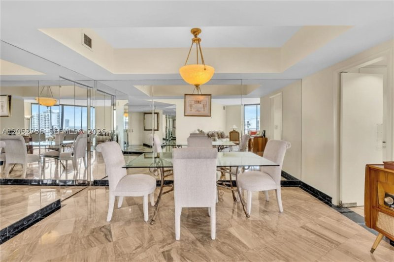 Condo for sale at Hamptons West 1907