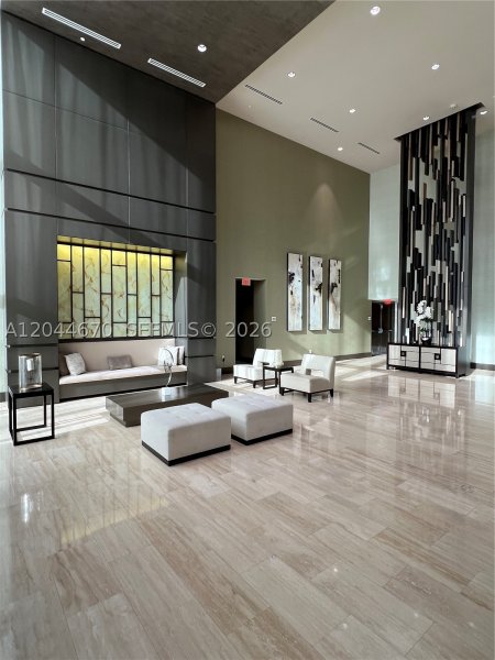 Comprar apartamento en 5252 Paseo Doral 1707