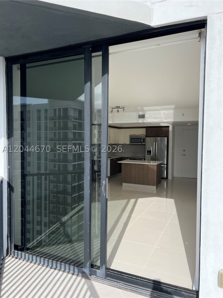 Comprar apartamento en 5252 Paseo Doral 1707