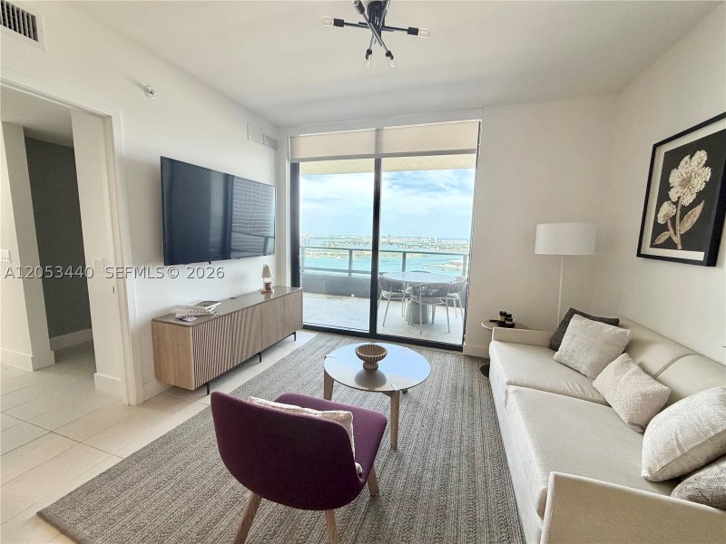 Condo for sale at Natiivo Gale Miami Hotel & Residences 3215