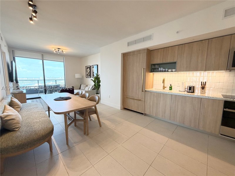 Condo for sale at Natiivo Gale Miami Hotel & Residences 3215