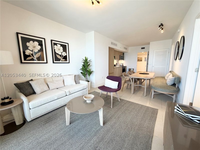 Condo for sale at Natiivo Gale Miami Hotel & Residences 3215
