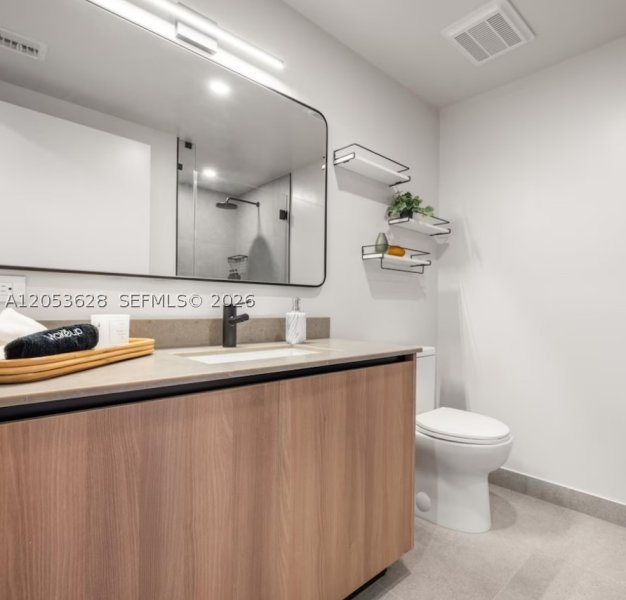 Comprar apartamento en 501 First Residences 1006