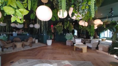Comprar apartamento no 501 First Residences 1006