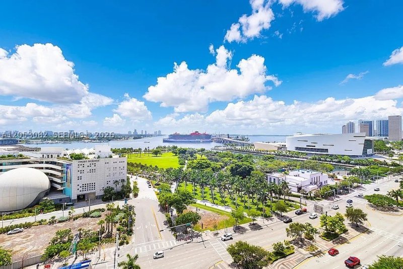 Comprar apartamento en Marquis 1501