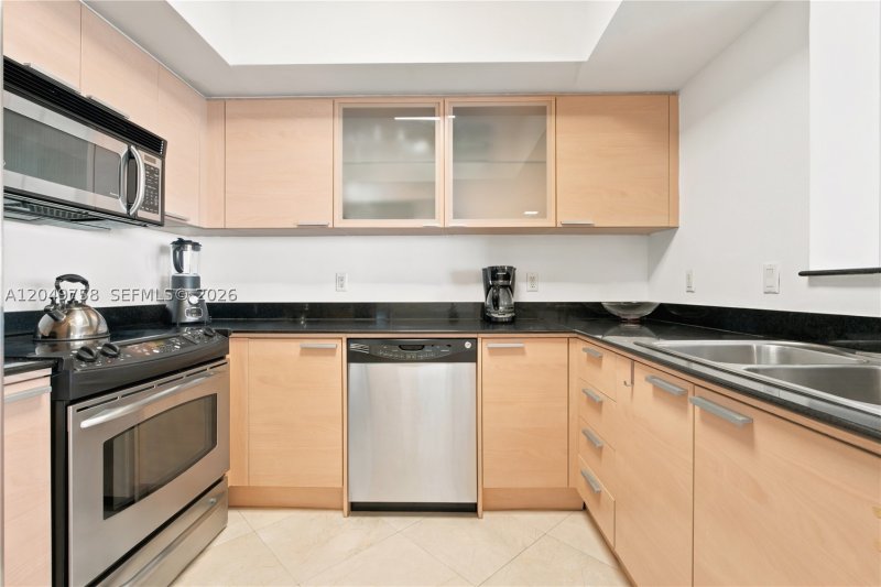 Condo for sale at La Perla 1604