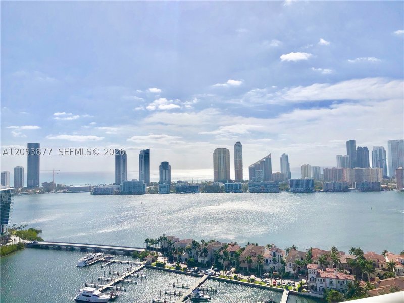 Alquiler de apartamento en 7000 Williams Island 2809