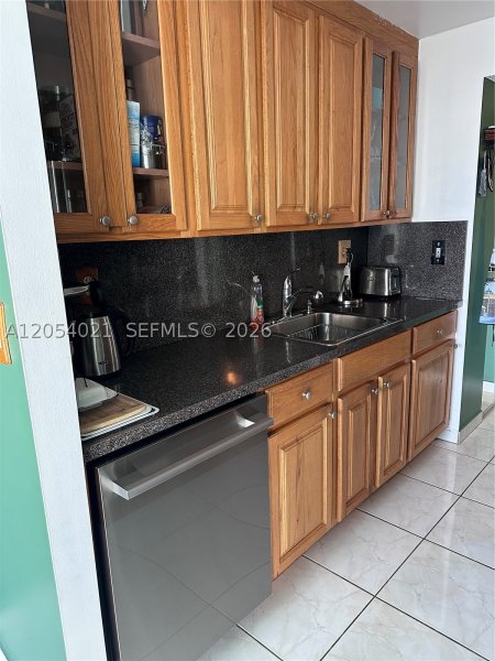 Comprar apartamento en Winston Towers 1905