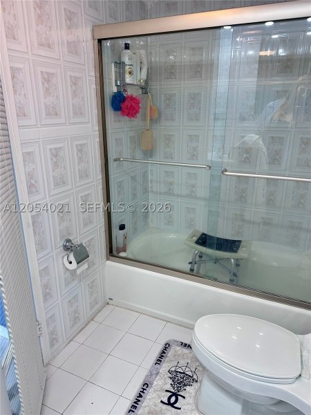 Comprar apartamento en Winston Towers 1905