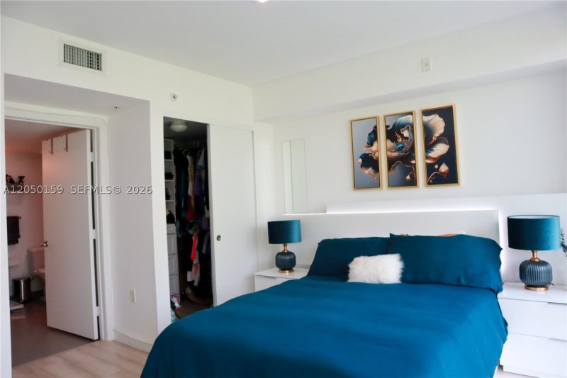 Condo for sale at Peloro 302
