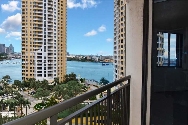 Apartment for rent at Brickell Key Two 1414