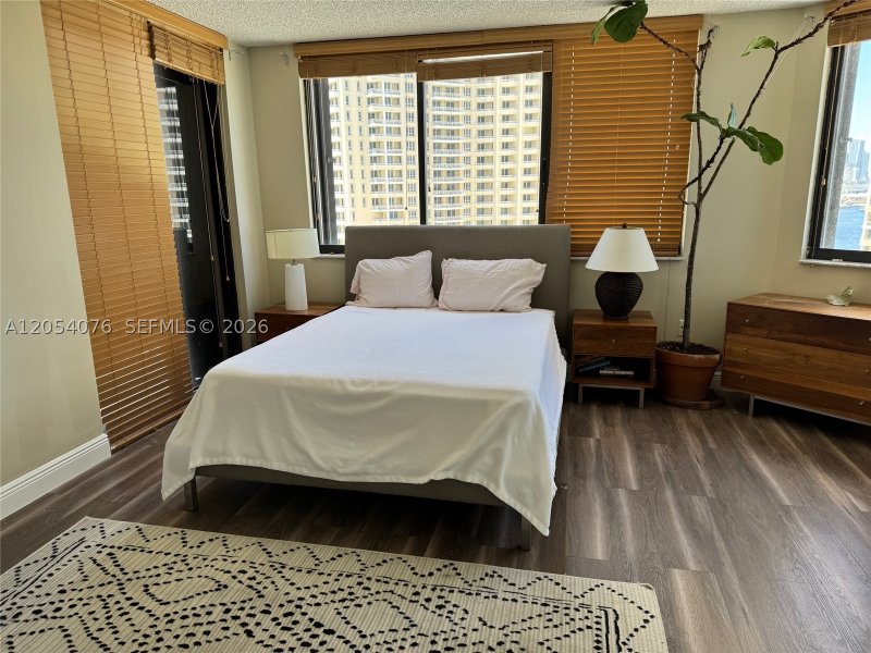 Apartment for rent at Brickell Key Two 1414