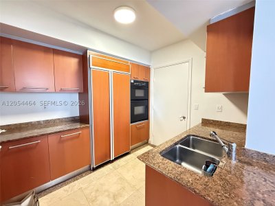 Alquiler de apartamento en Ocean Three 2502