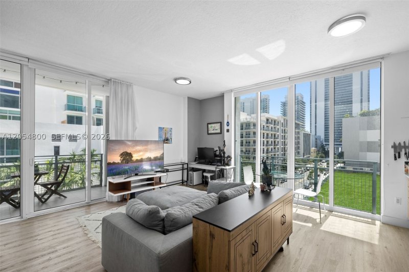 Condo for sale at City 24 401