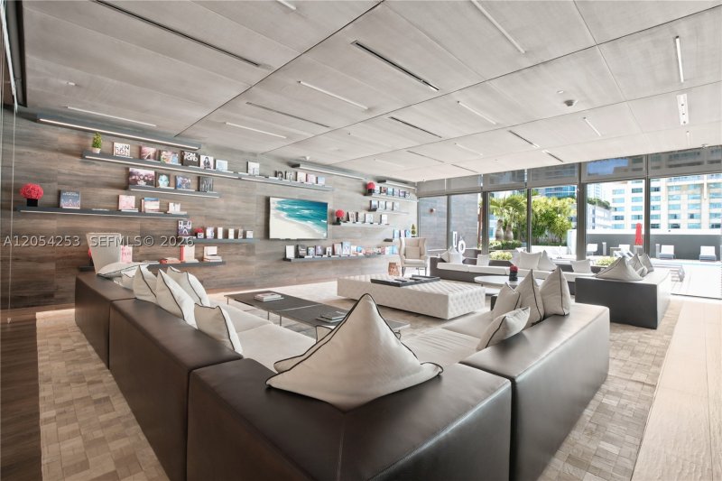 Condo for sale at The Bond 1607