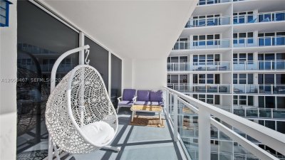 Comprar apartamento no Parker Plaza Estates 1716
