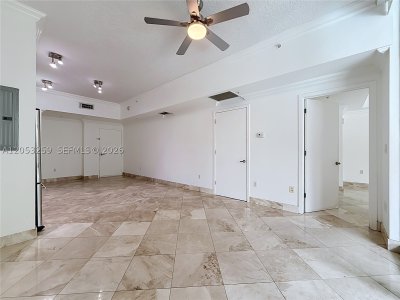 Comprar apartamento en Midtown Miami 2 H0907