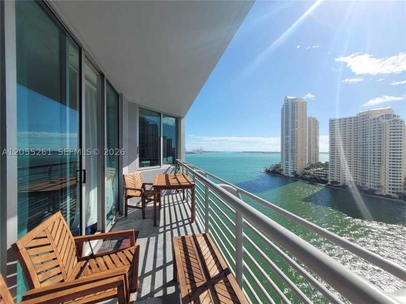 Apartment for rent at One Miami East Tower 1719