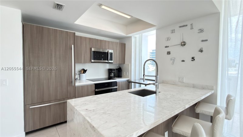 Condo for sale at Tiffany House 415