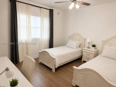 Comprar apartamento no One Fifty One at Biscayne 409