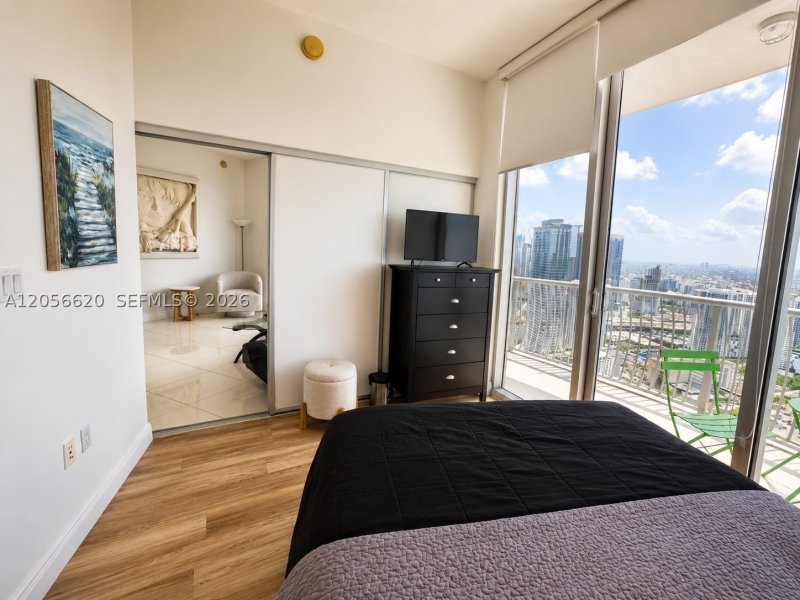 Apartment for rent at Opera Tower 5614