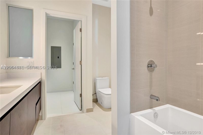 Condo for sale at Paramount Miami WorldCenter 504