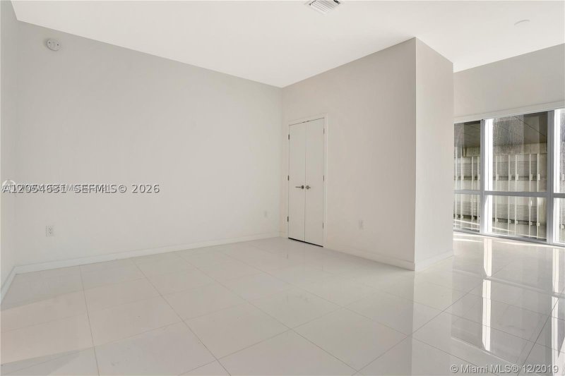 Condo for sale at Paramount Miami WorldCenter 504