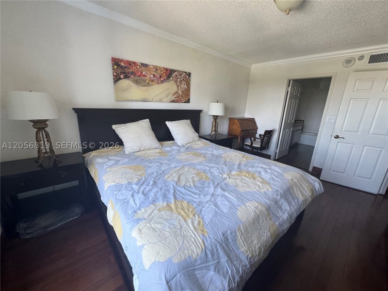 Condo for sale at Mystic Pointe 500 1208