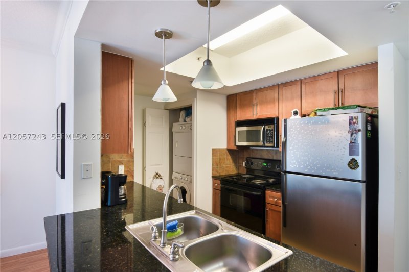 Apartment for rent at Cite On The Bay 626