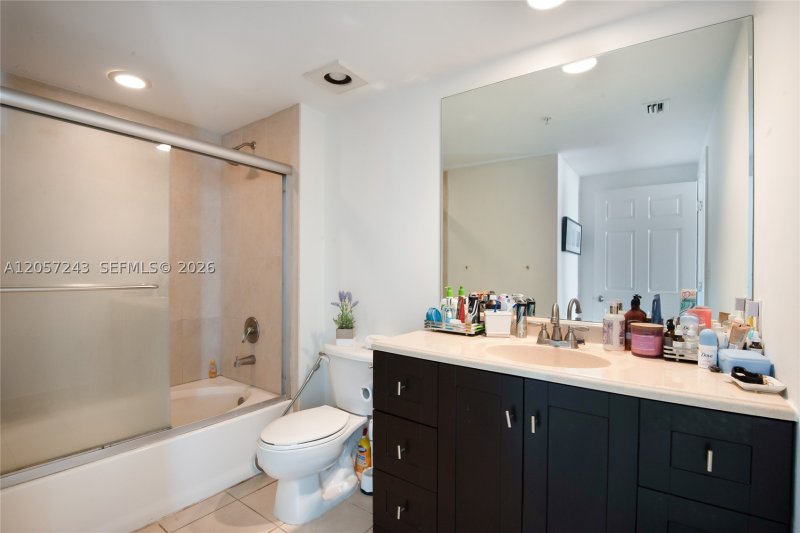 Apartment for rent at Cite On The Bay 626