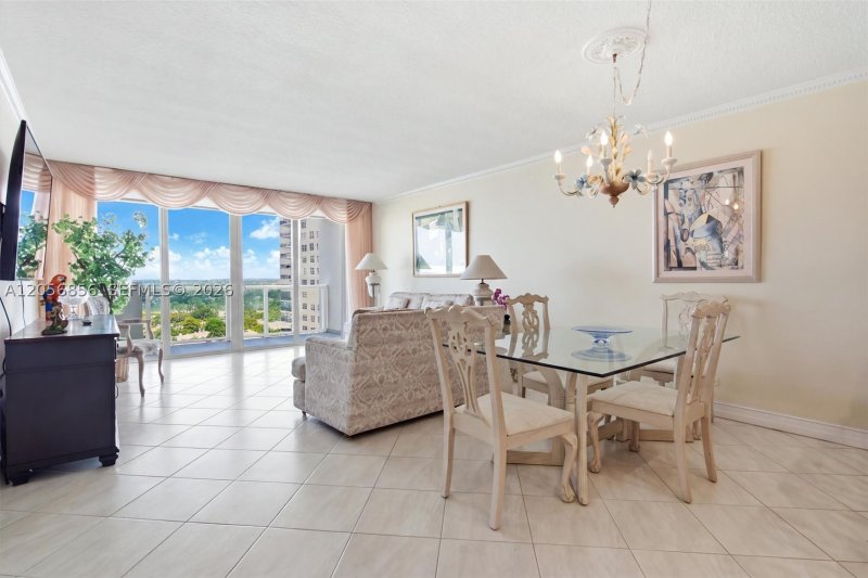 Condo for sale at Pavilion 1723