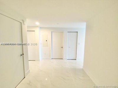 Aluguel de apartamento no The Harbour 702