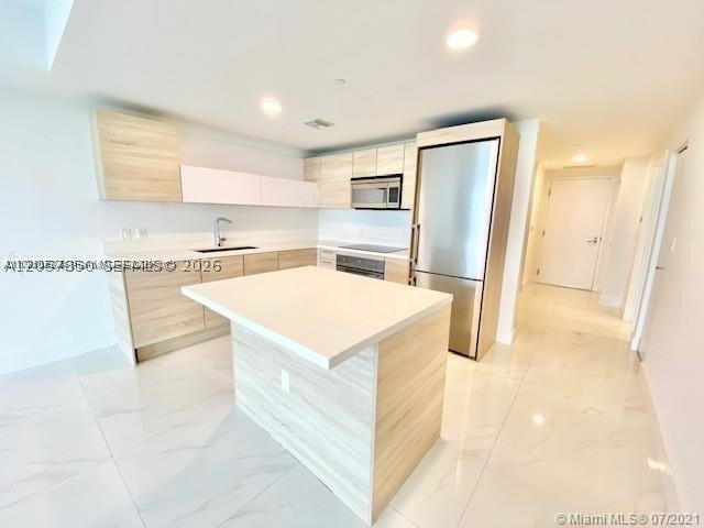 Alquiler de apartamento en The Harbour 702