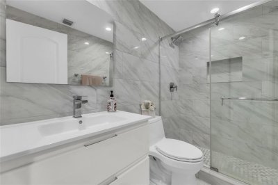 Comprar apartamento en Coral Ridge Towers 1112A
